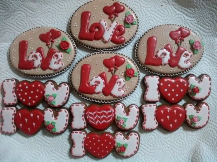 Love - kolorowanka, foremka I LOVE YOU - Pierniczkomania Ani.jpg