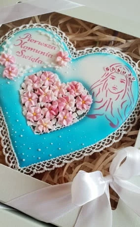 Twarz dziewczynki komunijnej - Pierniczki do Zadań Specjalnych.jpg