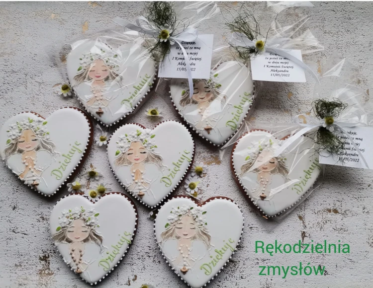 Dziewczynka komunijna III - Rękodzielnia zmysłów.jpg