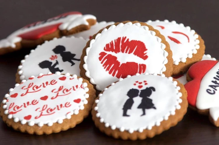 Love - Cukiernia-Kawiarnia SKAŁA.jpg
