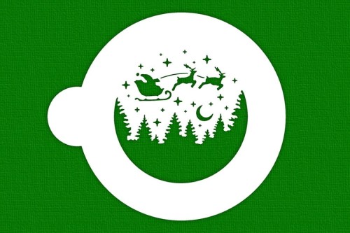 Zaprzęg z Mikołajem nad lasem.jpg