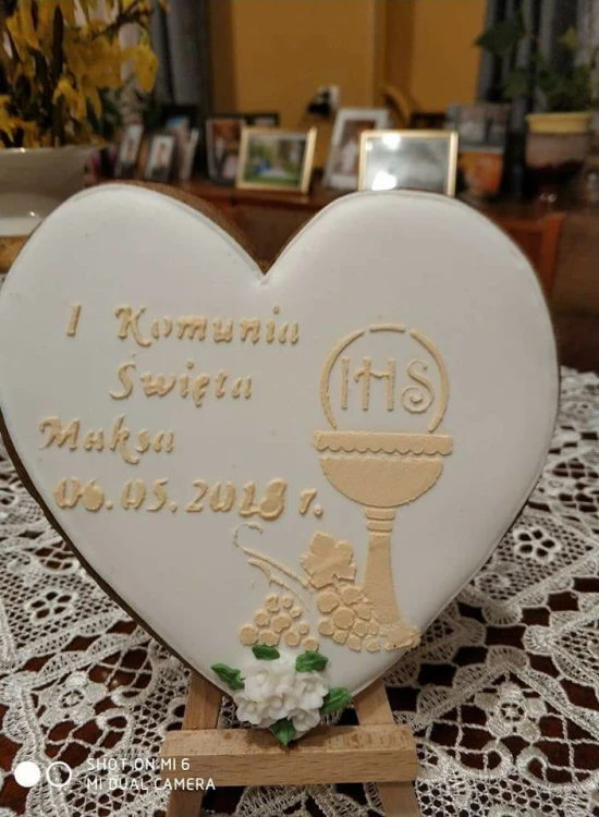 Kielich z hostią - Leszek Hawrot.jpg